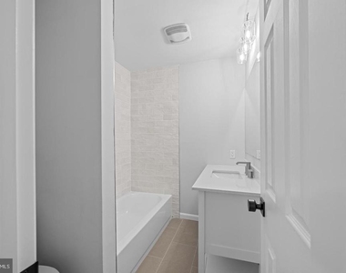 100 Oak Drive - Photo Thumbnail 31