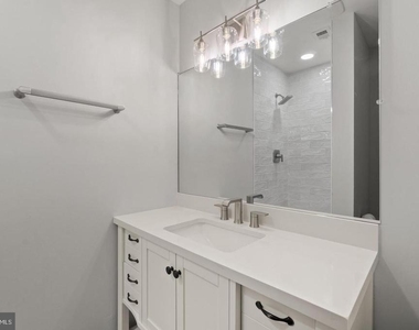 100 Oak Drive - Photo Thumbnail 27
