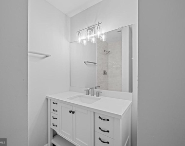 100 Oak Drive - Photo Thumbnail 30