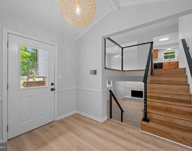 100 Oak Drive - Photo Thumbnail 1