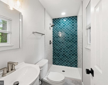 100 Oak Drive - Photo Thumbnail 21