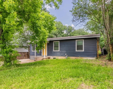 1717 Bunche Rd - Photo Thumbnail 3