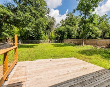 1717 Bunche Rd - Photo Thumbnail 22