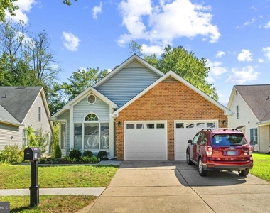 709 Sydney Terrace - Photo Thumbnail 1