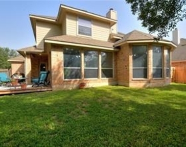 2737 Plantation Dr - Photo Thumbnail 26