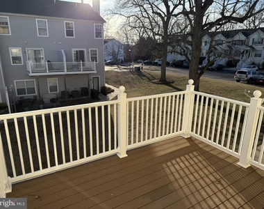 1458 Flatwood Court - Photo Thumbnail 11