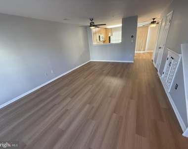 1458 Flatwood Court - Photo Thumbnail 6