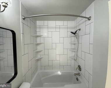 1458 Flatwood Court - Photo Thumbnail 9