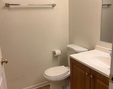 600 Belle Dora Court - Photo Thumbnail 9