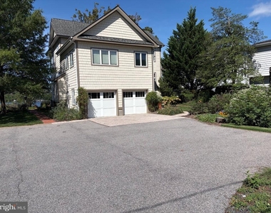 106 Cove View Trail - Photo Thumbnail 1