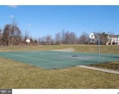 862 N Waterford Lane - Photo Thumbnail 31