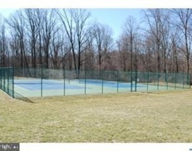 862 N Waterford Lane - Photo Thumbnail 29
