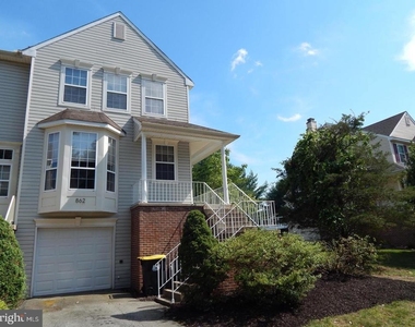 862 N Waterford Lane - Photo Thumbnail 28