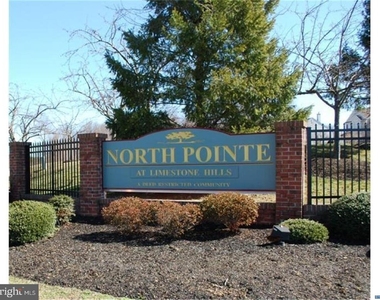 862 N Waterford Lane - Photo Thumbnail 32