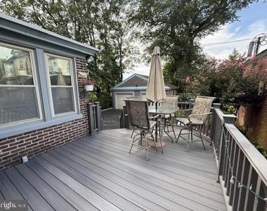 1402 W 8th - Photo Thumbnail 10