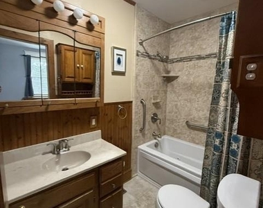 1402 W 8th - Photo Thumbnail 7