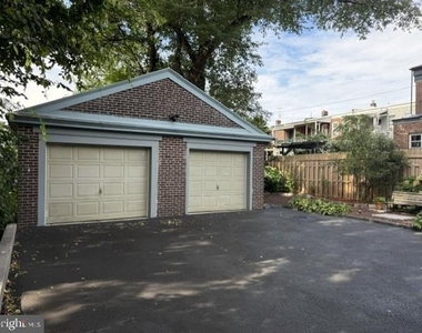1402 W 8th - Photo Thumbnail 11