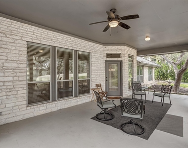 410 Rolling Green Dr - Photo Thumbnail 36