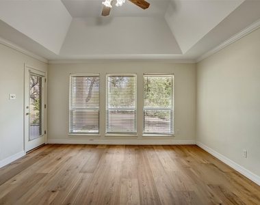 410 Rolling Green Dr - Photo Thumbnail 19