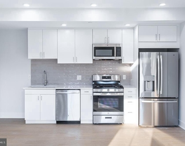 1109 Nw Fern Street Nw - Photo Thumbnail 8