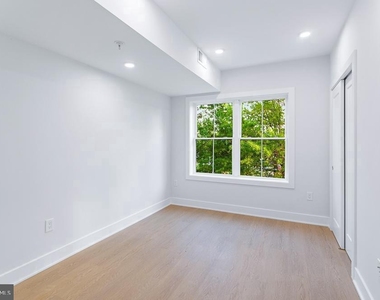 1109 Nw Fern Street Nw - Photo Thumbnail 12