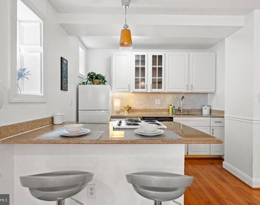 1125 12th Street Nw - Photo Thumbnail 5