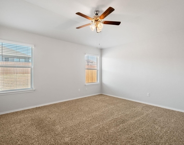 1430 Piedmont St - Photo Thumbnail 18