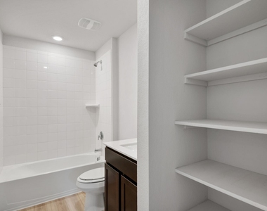 1430 Piedmont St - Photo Thumbnail 14