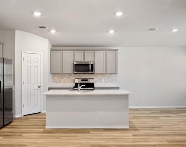 1430 Piedmont St - Photo Thumbnail 7