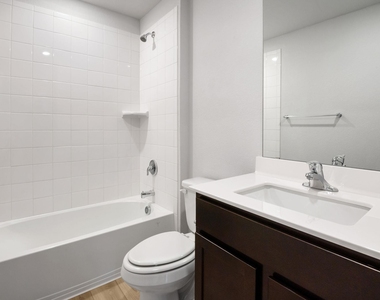 1430 Piedmont St - Photo Thumbnail 15