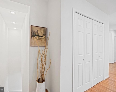 3610 39th Street Nw - Photo Thumbnail 2
