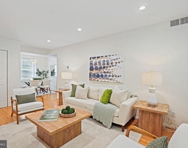 3610 39th Street Nw - Photo Thumbnail 4
