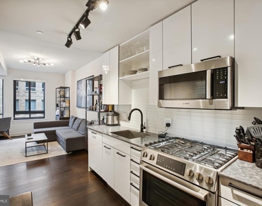 70 N Street Se - Photo Thumbnail 8