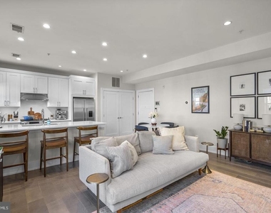 16 17th Street Ne - Photo Thumbnail 7