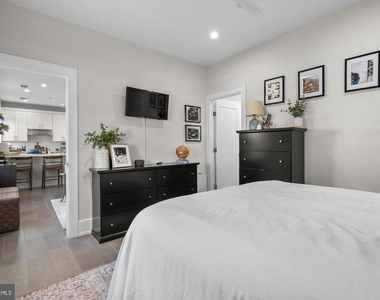 16 17th Street Ne - Photo Thumbnail 15