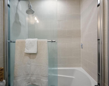16 17th Street Ne - Photo Thumbnail 17