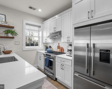 16 17th Street Ne - Photo Thumbnail 11