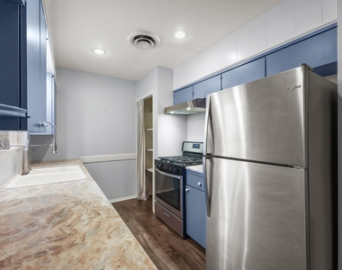 8010 Camden Dr - Photo Thumbnail 8