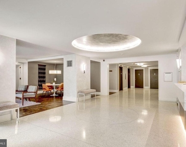 4000 Tunlaw Road Nw - Photo Thumbnail 3