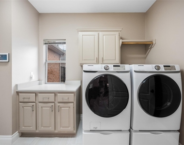 319 Copperleaf Rd - Photo Thumbnail 18