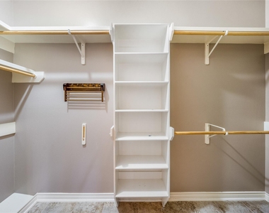 319 Copperleaf Rd - Photo Thumbnail 14