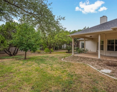 319 Copperleaf Rd - Photo Thumbnail 21