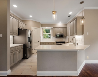 319 Copperleaf Rd - Photo Thumbnail 2