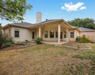 319 Copperleaf Rd - Photo Thumbnail 20
