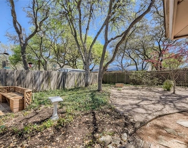 9111 Marsh Dr - Photo Thumbnail 24