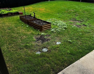13917 Lyndon B Johnson St - Photo Thumbnail 4