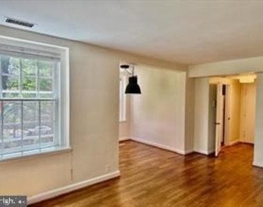 3801 Newark Street Nw - Photo Thumbnail 4