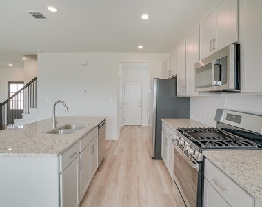 174 Bayou Mint Blvd - Photo Thumbnail 6