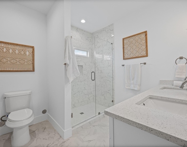 7310 Carver Ave - Photo Thumbnail 17