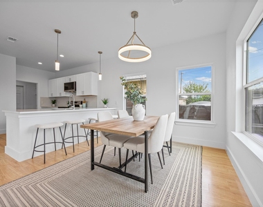 7310 Carver Ave - Photo Thumbnail 8